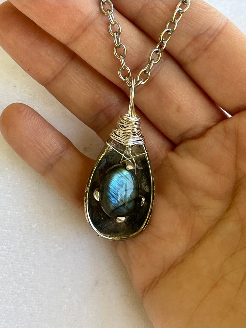 Handcrafted Labradorite Teardrop Spoon Pendant Necklace - Silver Tone